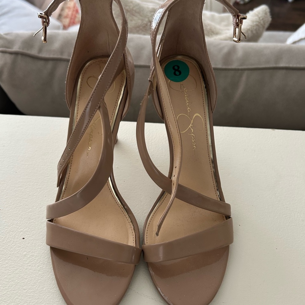 Women’s Nude Shoes - Picture 5 of 5